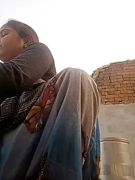 Pooja_hote's cam snapshot