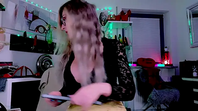 2bigass4_u's cam snapshot