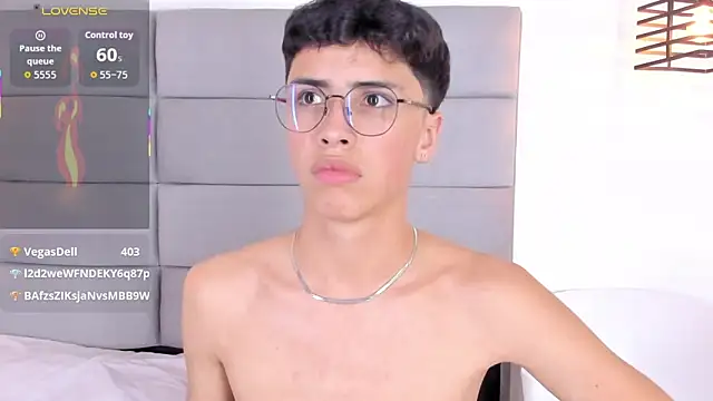 JoshClaarktt live sex cam