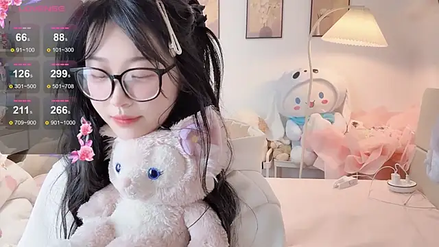 Luminous4173 live sex cam