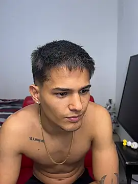 Alex_mojica live sex cam