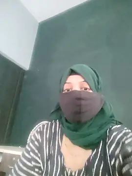 Tamil_shalini's cam snapshot