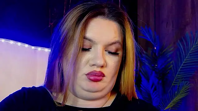 MelanieBrownn's cam snapshot