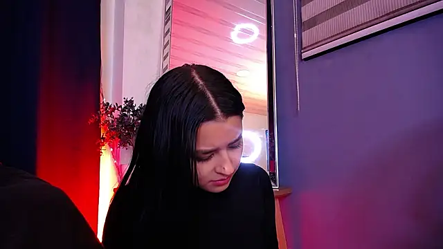 Emilyy05_'s cam snapshot