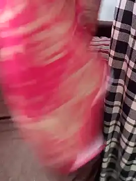 BongQueen9 live sex cam