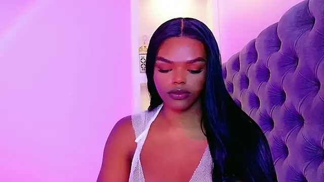 CamiEstrada live sex cam