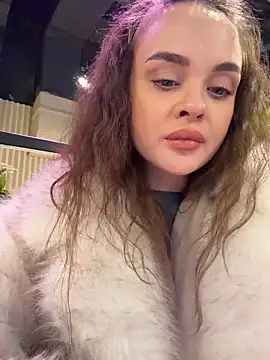 KristiRich live sex cam