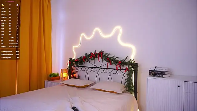 VeronaCritchlow live sex cam