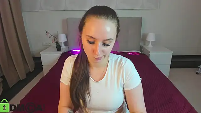 Kira__Sweet's cam snapshot