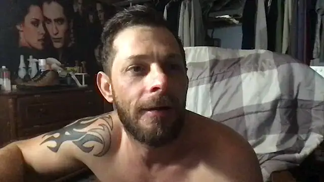 ARCHERTASTE live sex cam