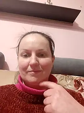 BustyLadyAlma live sex cam