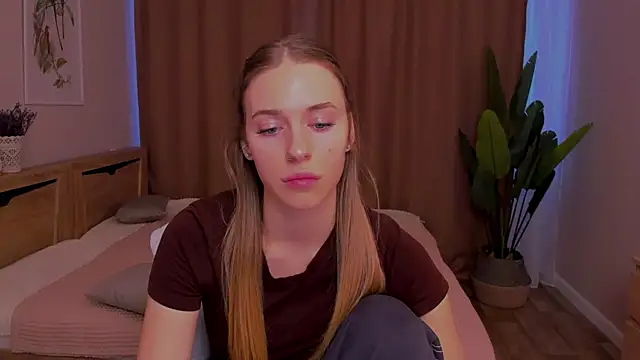 sassy_cutie live sex cam