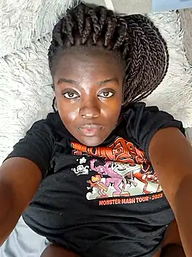 bustytemptress1 live sex cam