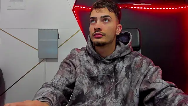 BrandonTate live sex cam