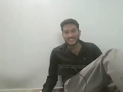 priya8300 live sex cam