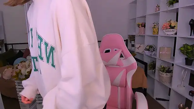 Elma_Lily live sex cam