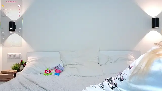 GhisllaineWestler's cam snapshot