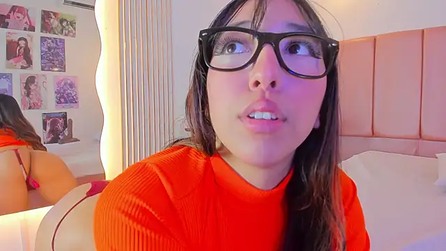 emily__walker's cam snapshot