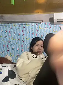 -Lyly_'s cam snapshot