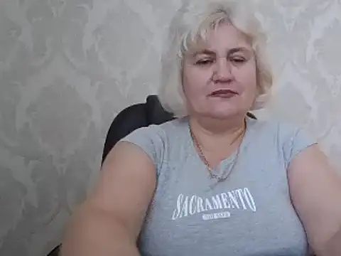 AngelaFamez's cam snapshot