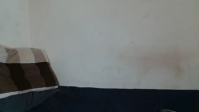 Yellowmellow01 live sex cam