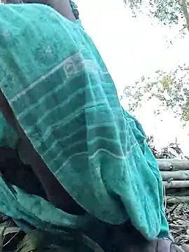 Sweet-runi live sex cam