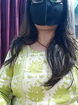 Aishwaryaa_69 live sex cam