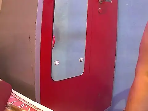 MAYA100 live sex cam