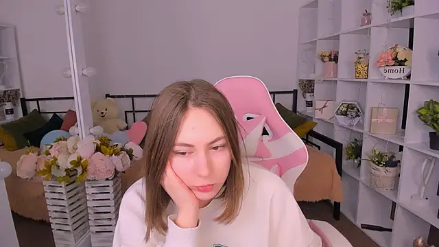 Elma_Lily's cam snapshot