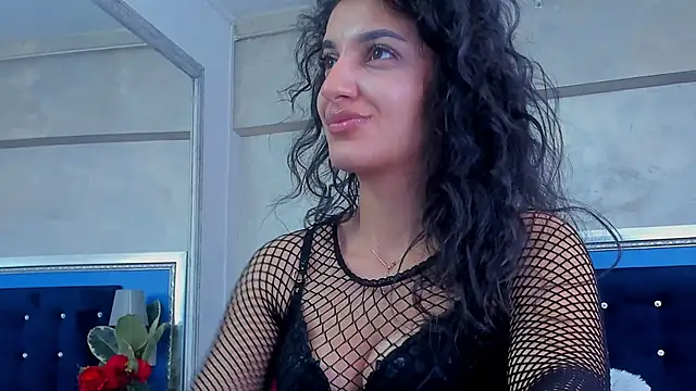 YasmineDelight's cam snapshot