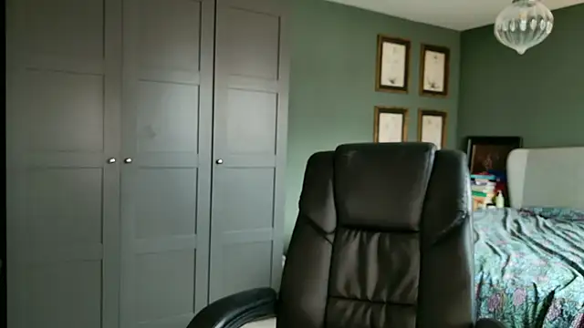 yourcassiexo's cam snapshot