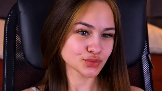 UliaNeer's cam snapshot