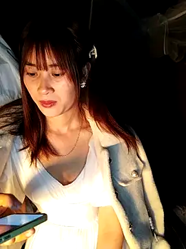 Em_xinh01's cam snapshot