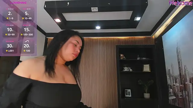 ThaliaBrookss_'s cam snapshot