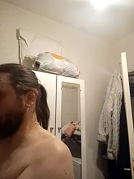 teekoine1's cam snapshot