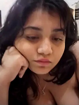 SaffronKiss live sex cam