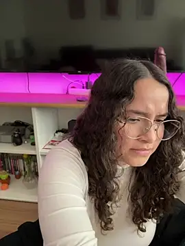 Sweet_sully__ live sex cam