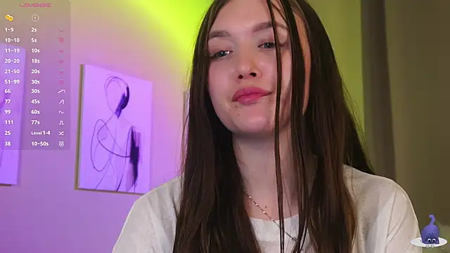 AlinaOrf live sex cam