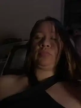 Emiily_lee live sex cam