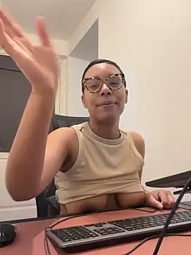 Melia_Rayne live sex cam