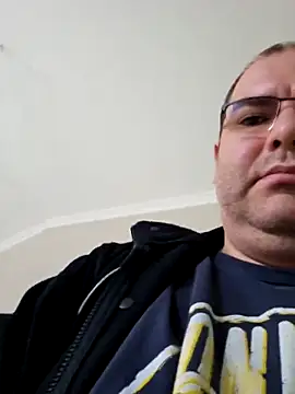 Andrew1900529 live sex cam