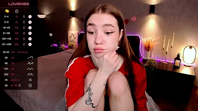 MilliBrown_'s cam snapshot