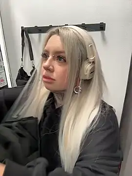 Chiibi's cam snapshot