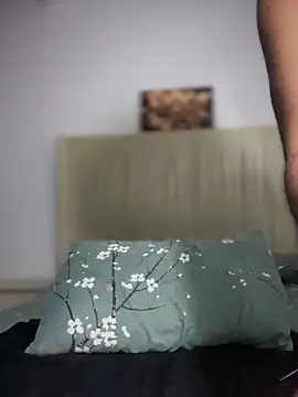 BhadBhad_Kitty live sex cam