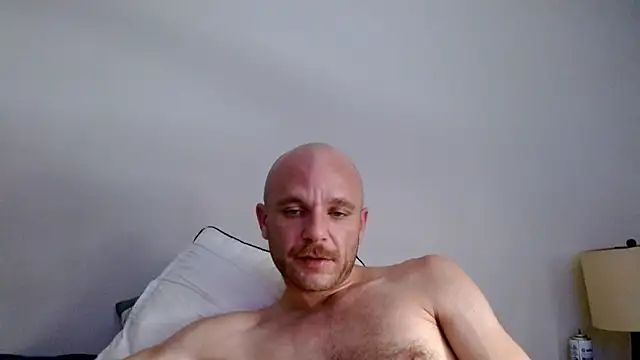 FrankieFuckMe's cam snapshot