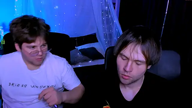 michael_strong1's cam snapshot