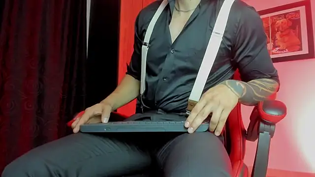 ALPHA_DOMINUS_'s cam snapshot