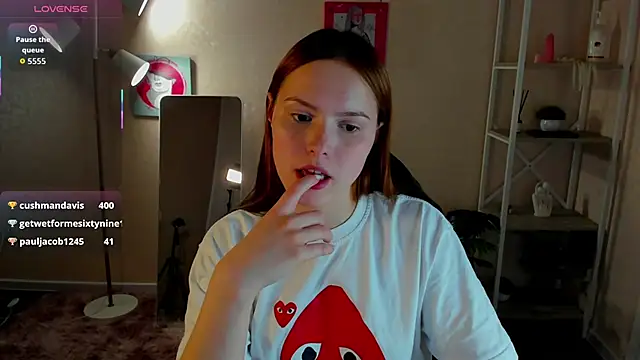 Diana_Brooks's cam snapshot