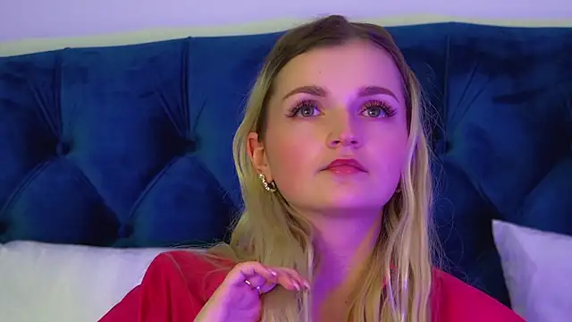 AnnyRaii's cam snapshot