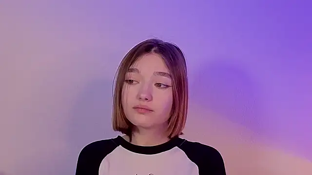 Leyla_crsh live sex cam